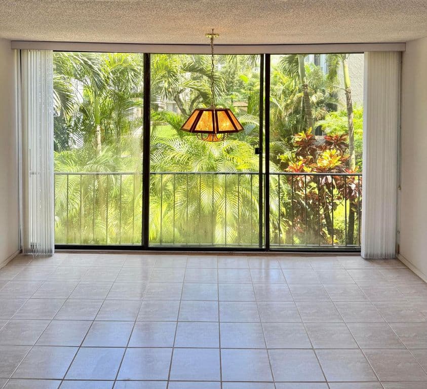 2-bedroom Condo — 501 SW 11th Place #205A