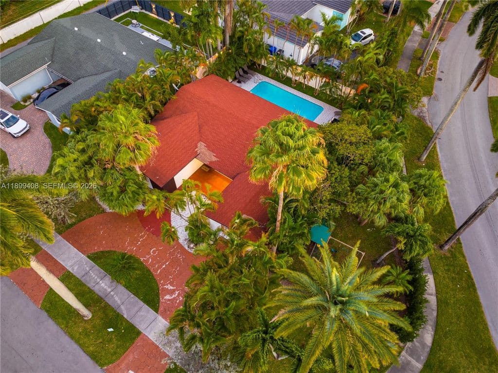 5+1 Müstakil ev — 1244 Garfield St