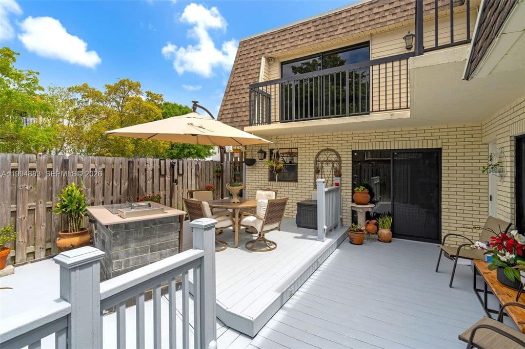 2-bedroom Property — 8106 SW 23rd St #28A