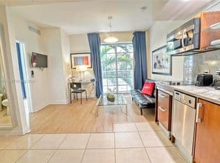 1+1 Condo — 1036 Ocean Dr #B202, Miami Beach, 33139