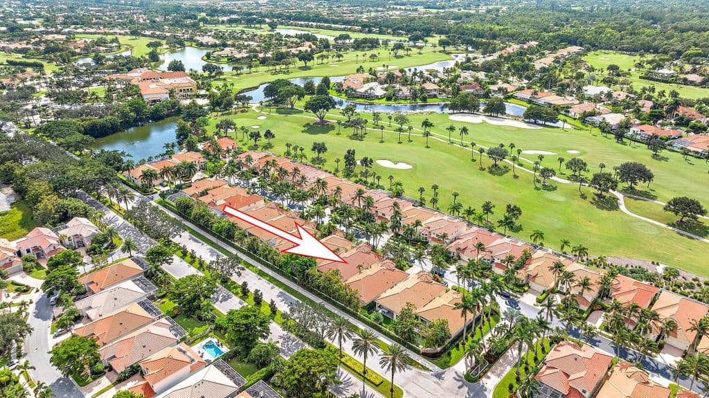 3+1 Müstakil ev — 8464 Legend Club Drive