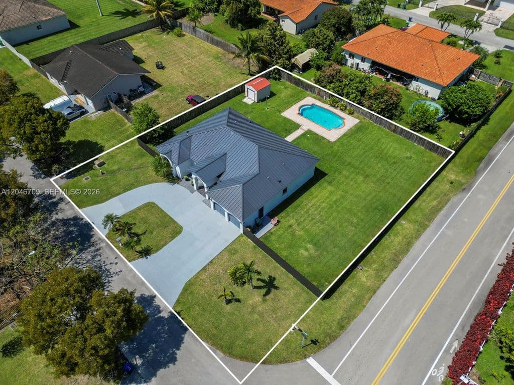 4-bedroom Single-Family Home — 13205 SW 218th Ter