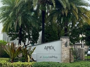 2+1 Condo — 8031 NW 104th Ave APT 32, Doral, 33178