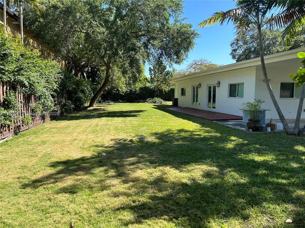 3+1 Müstakil ev — 5495 SW 68th Ave