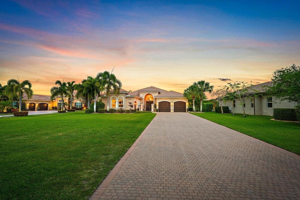 3+1 Müstakil ev — 11109 Rockledge View Drive