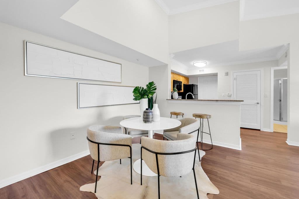 2-bedroom Condo — 15035 Michelangelo Boulevard #303