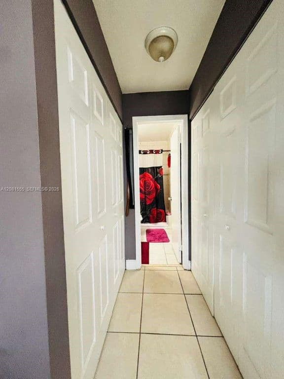 2+1 Condo — 2778 W 60th St #45