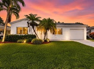 2+1 Müstakil ev — 7104 NW 70TH Court, Tamarac, 33321