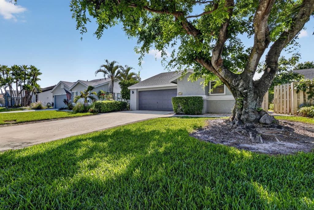 3-bedroom Single-Family Home — 1055 NW 18th Avenue