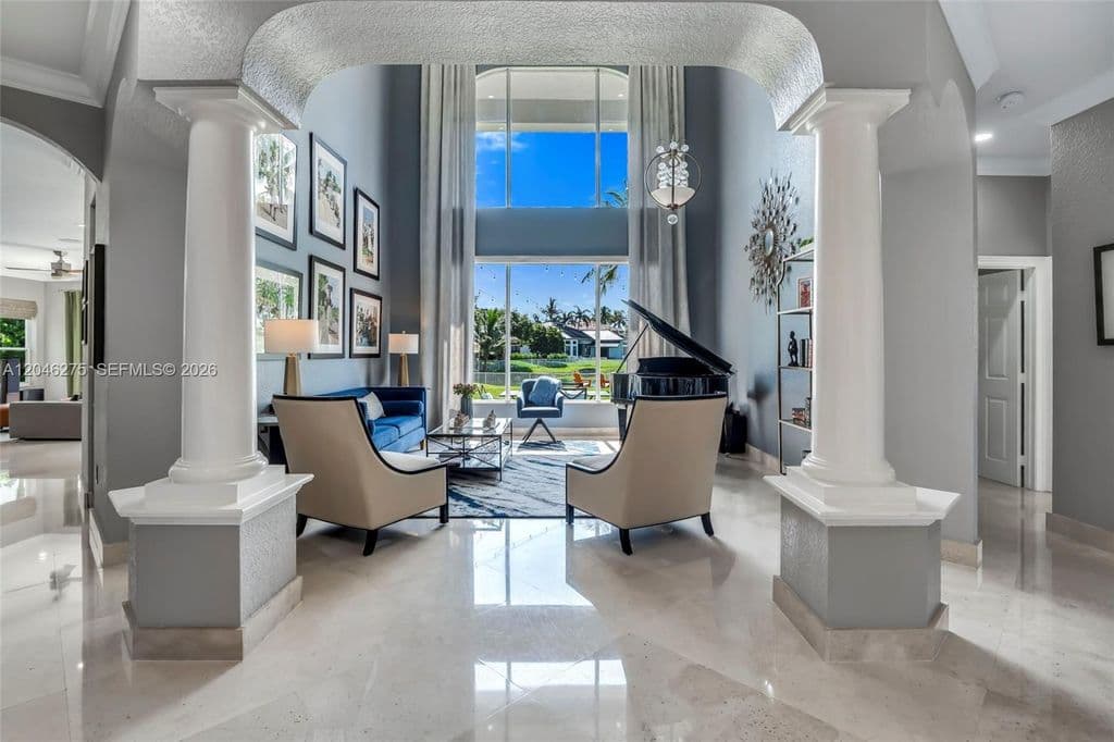 6+1 Müstakil ev — 4135 SW 186th Way