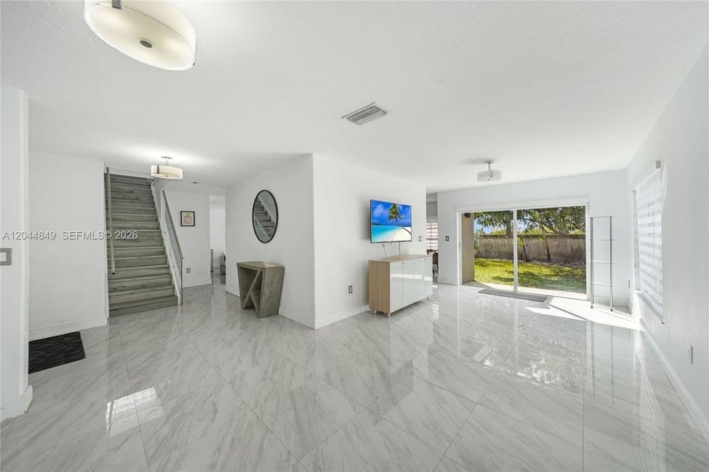 4+1 Müstakil ev — 16546 SW 103rd Ln