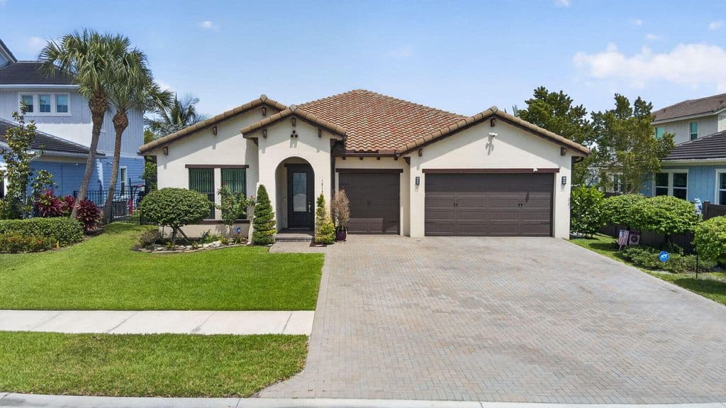 3+1 Müstakil ev — 1010 Sweetgrass Street