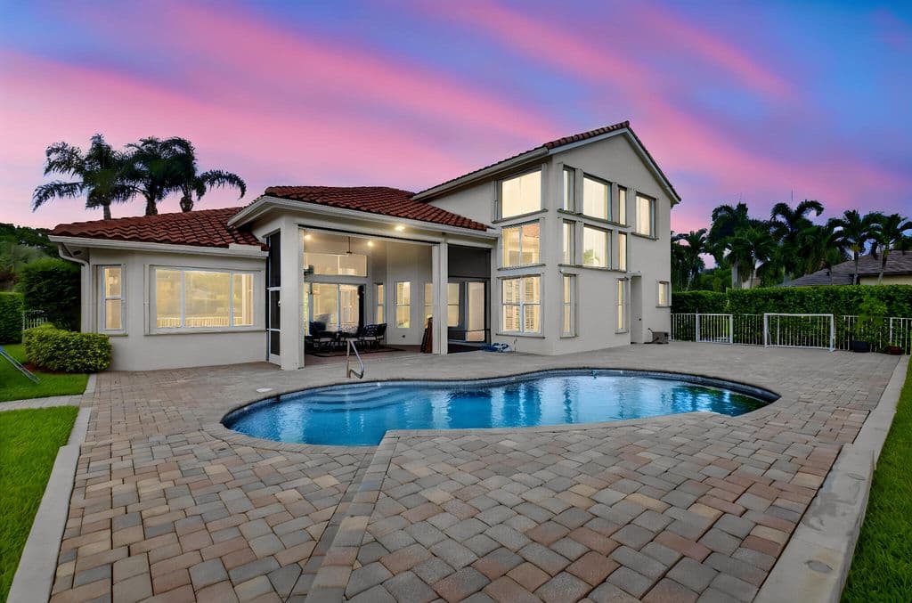 5-bedroom Single-Family Home — 11554 Knightsbridge Place