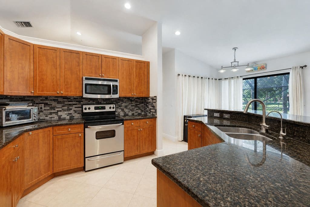 4-bedroom Single-Family Home — 4270 NW 9th Street
