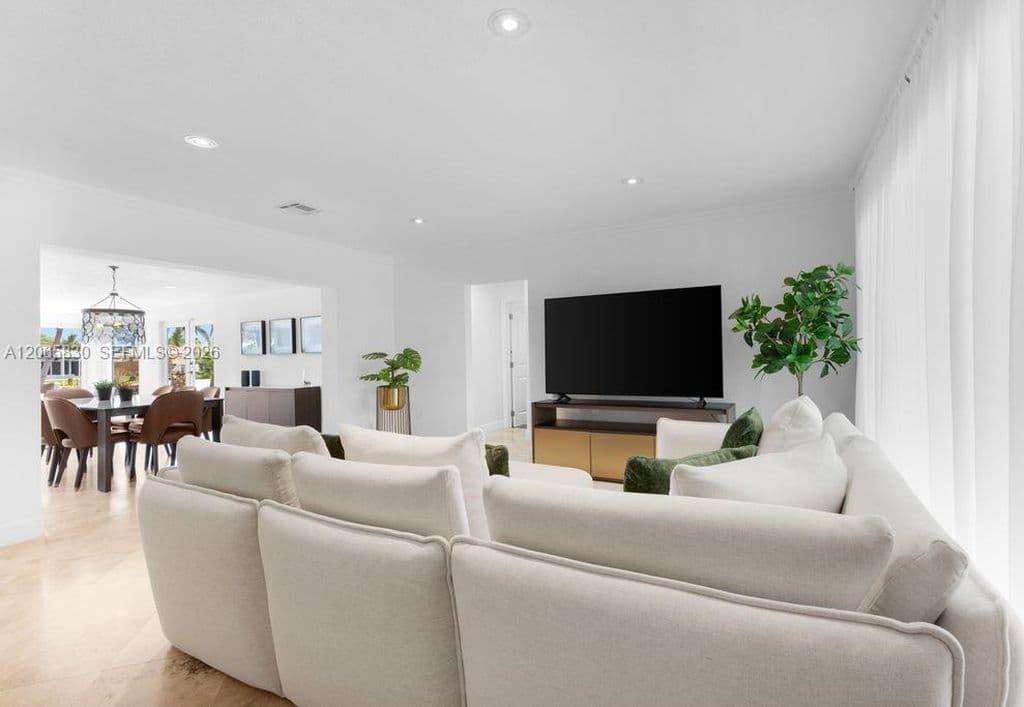 3-bedroom Single-Family Home — 261 SE 4th St