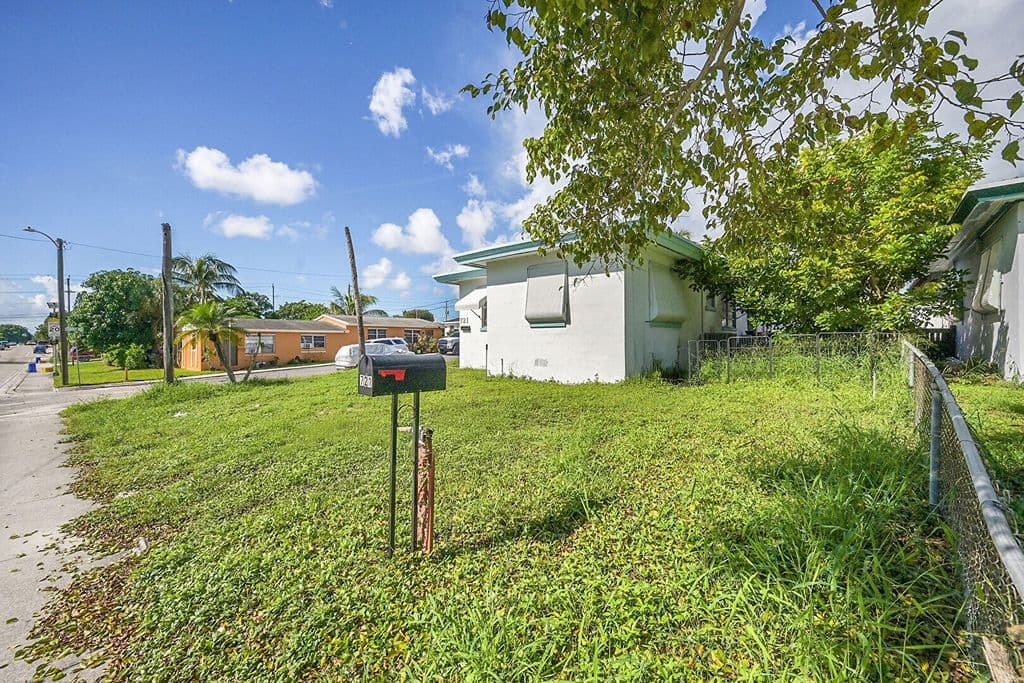 3-bedroom Single-Family Home — 721 N A Street