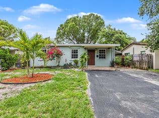 3-bedroom Single-Family Home — 604 NE 14th Place, Fort Lauderdale, 33304