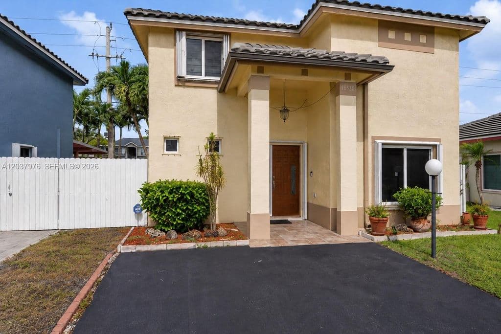 3-bedroom Single-Family Home — 18536 NW 56th Pl