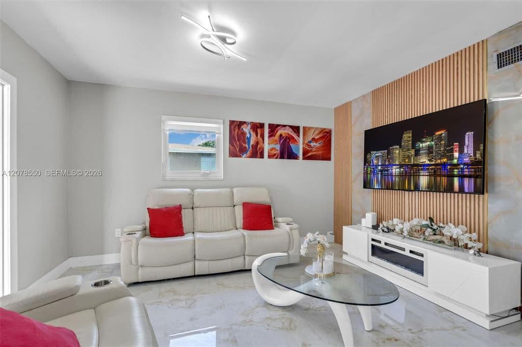 4-bedroom Single-Family Home — 1327 SW 72nd Ave