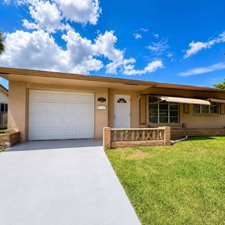 2+1 Müstakil ev — 4603 NW 49th Street