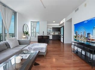 2-bedroom Condo — 90 SW 3rd St APT 2113, Miami, 33130