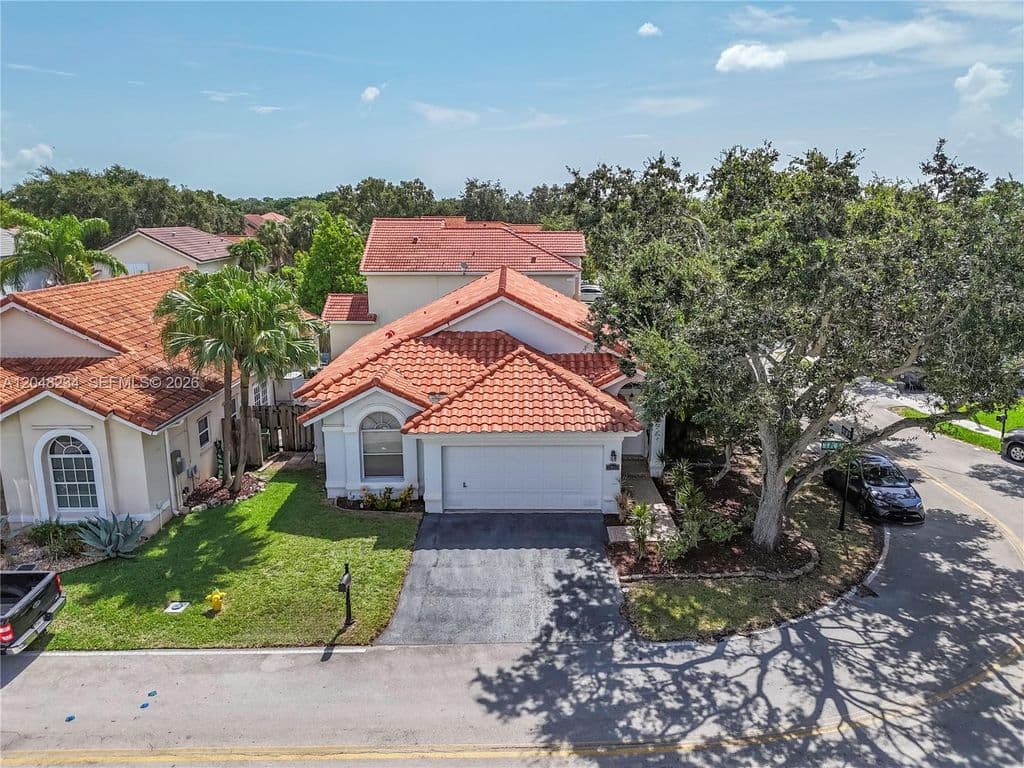 3-bedroom Single-Family Home — 2810 NW 70th Ave