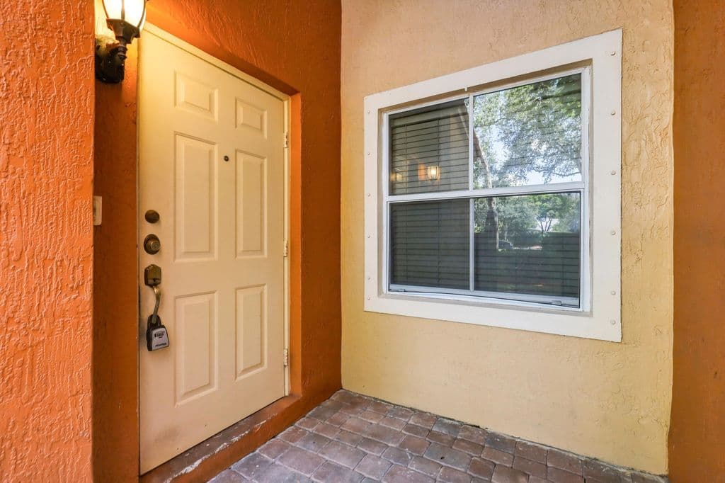 3-bedroom Property — 2107 Anchor Court