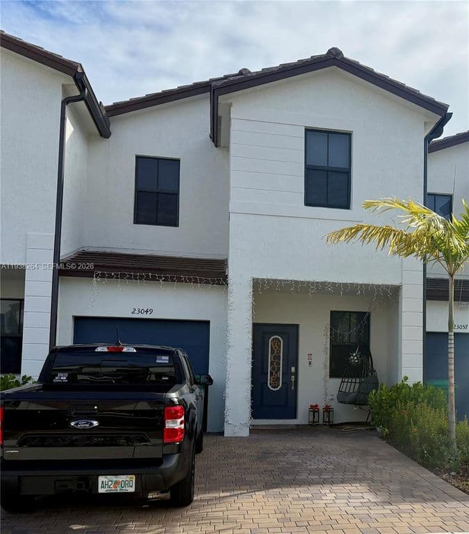 4-bedroom Property — 23049 SW 129th Pl