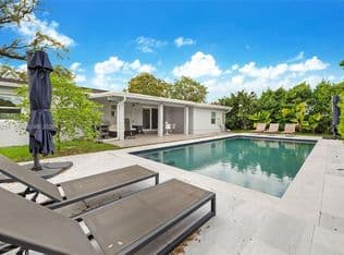 3+1 Müstakil ev — 7235 SW 39th St, Miami, 33155