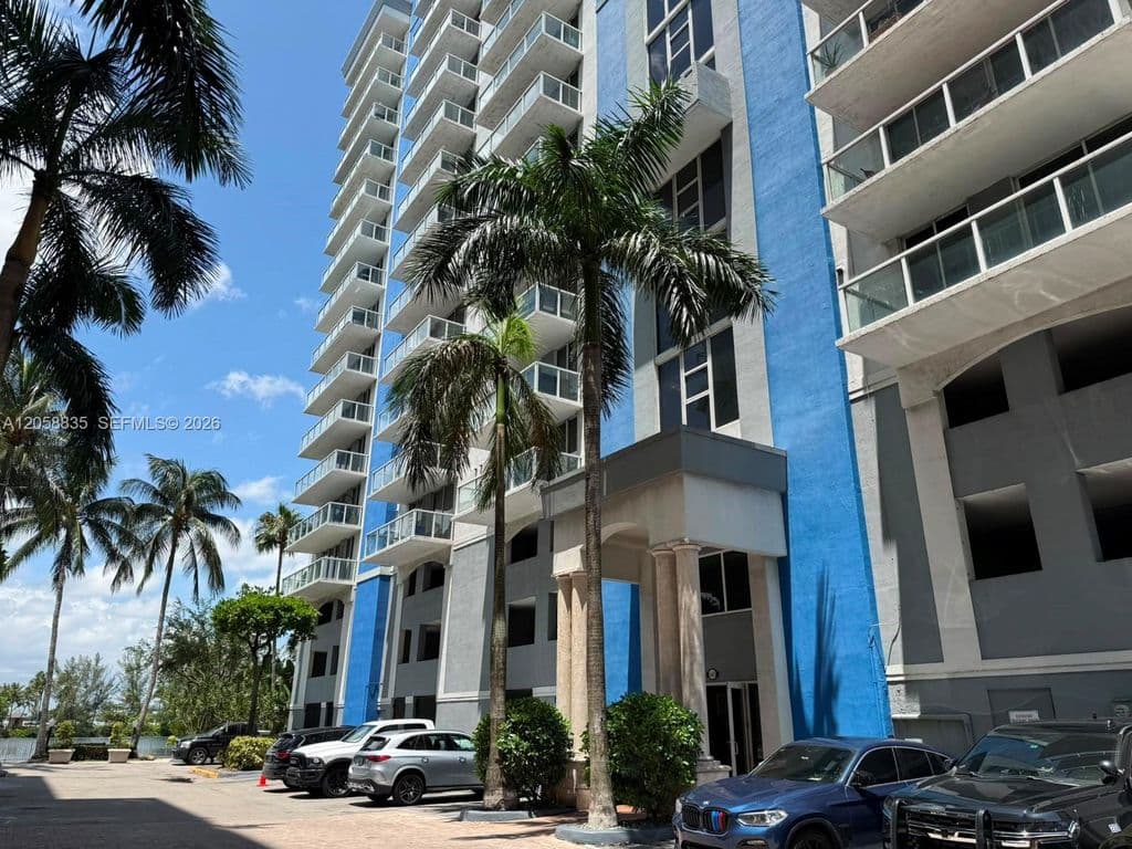 2-bedroom Condo — 5085 NW 7th St APT 406