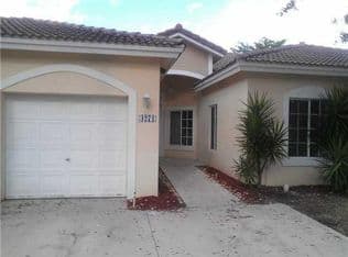 3-bedroom Single-Family Home — 4271 SW 10th Court, Deerfield Beach, 33442