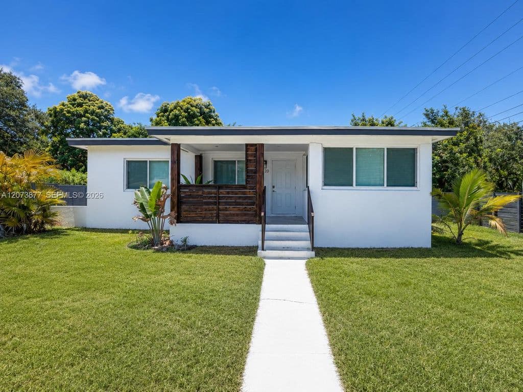 3+1 Müstakil ev — 1800 NE 154th St