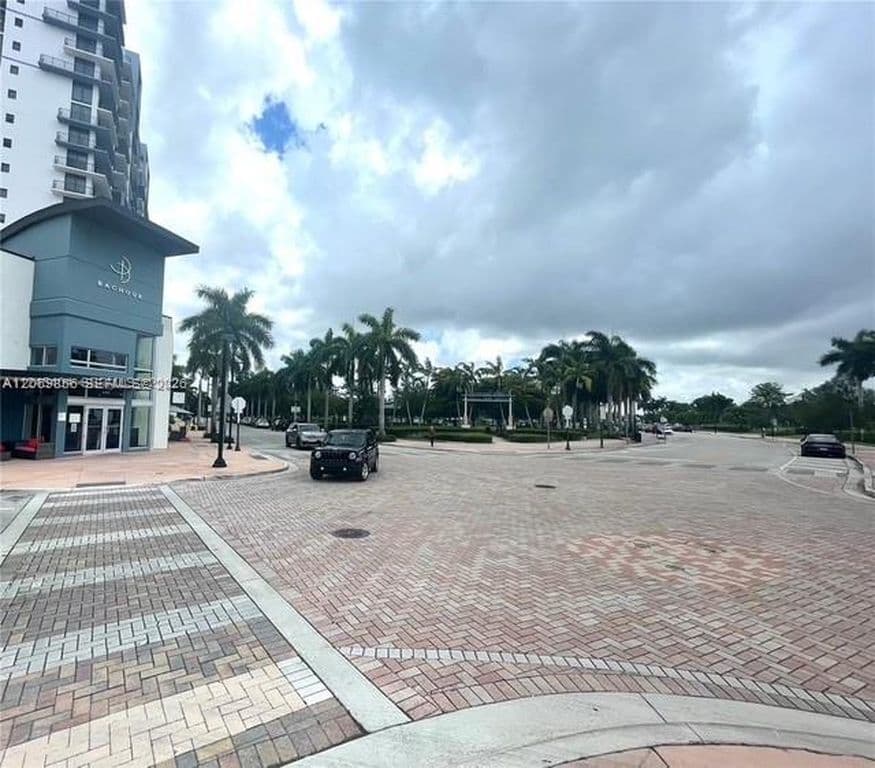 1-bedroom Condo — 5252 NW 85th Ave APT 1608