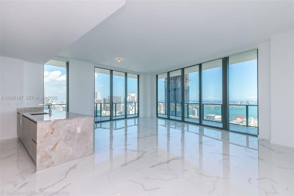 3+1 Condo — 1300 S Miami Ave #Penthouse 5101