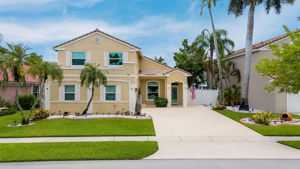 4-bedroom Single-Family Home — 17513 NW 10th St