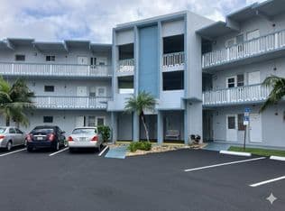 1+1 Condo — 2300 Park Ln APT 203, Hollywood, 33021
