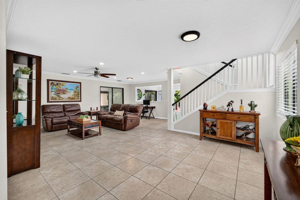 3+1 Müstakil ev — 4131 NW 5TH Drive