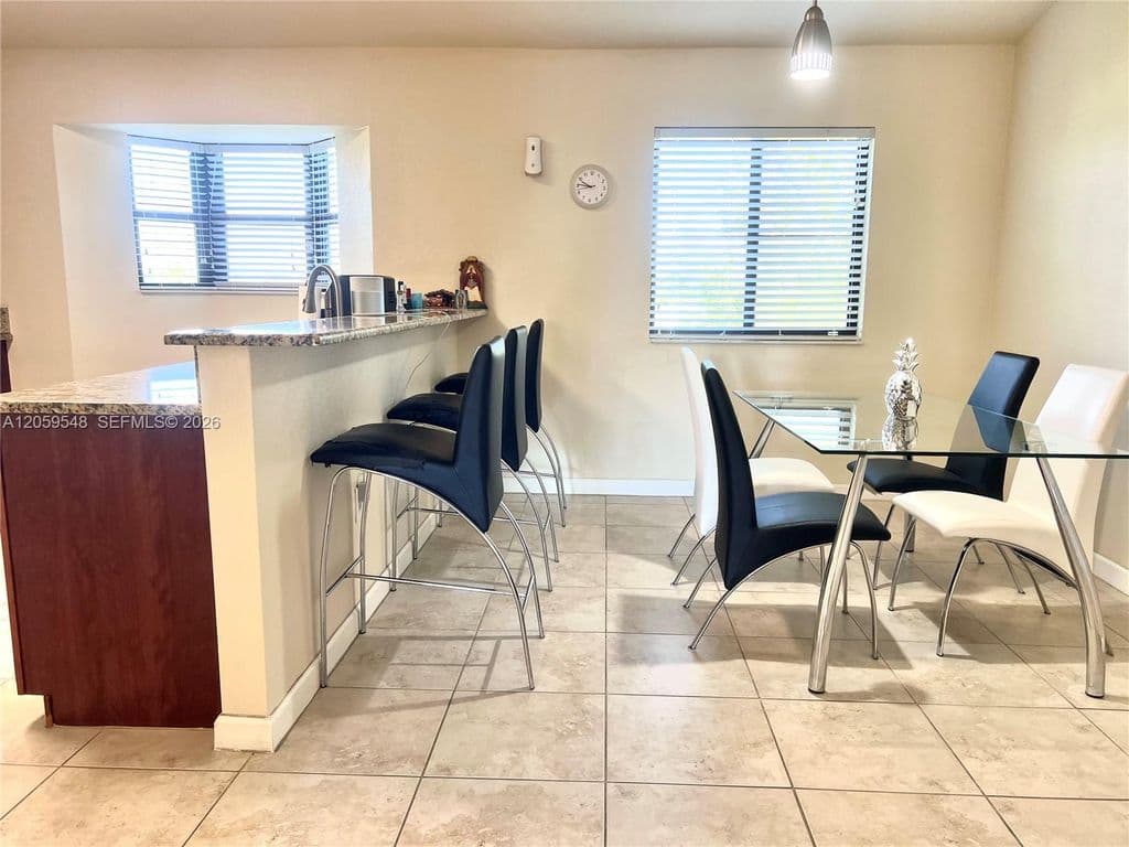 3-bedroom Condo — 22301 SW 88th Pl #3043