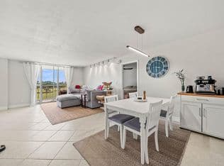 2-bedroom Condo — 6699 NW 2nd Avenue #415, Boca Raton, 33487