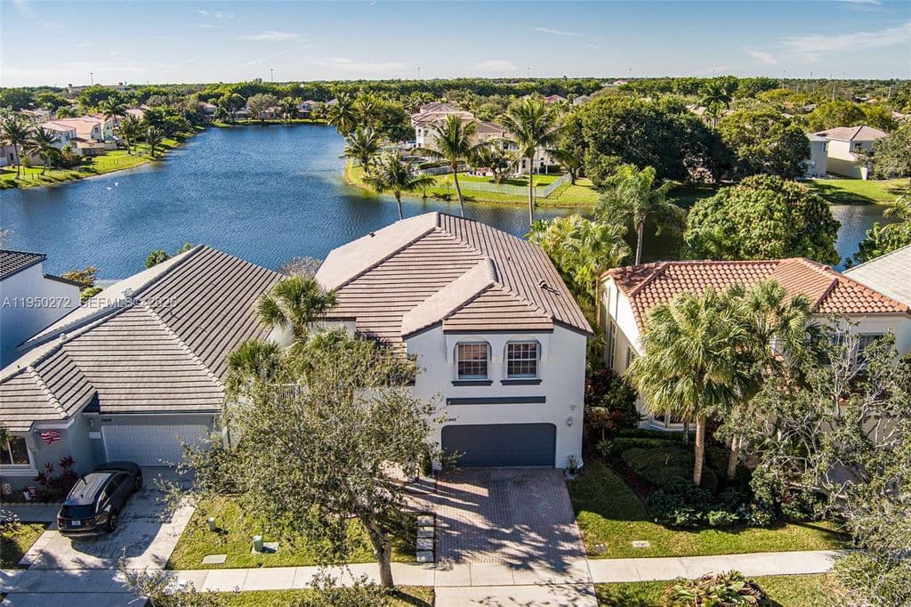4-bedroom Single-Family Home — 15842 NW 10th St