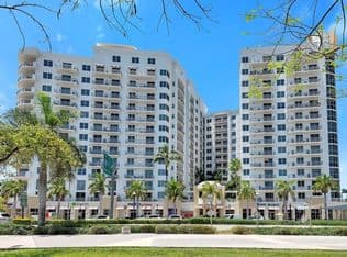 1+1 Condo — 1830 Radius Dr APT 810, Hollywood, 33020