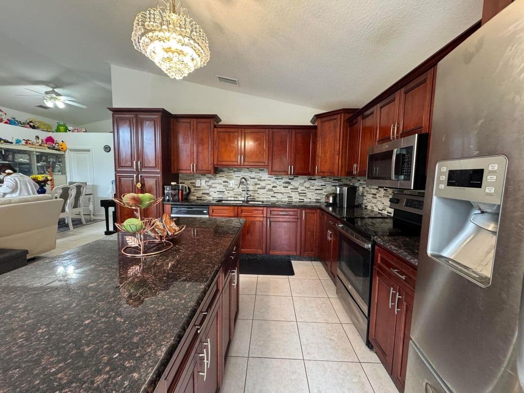 3+1 Müstakil ev — 5076 Nautica Lake Circle