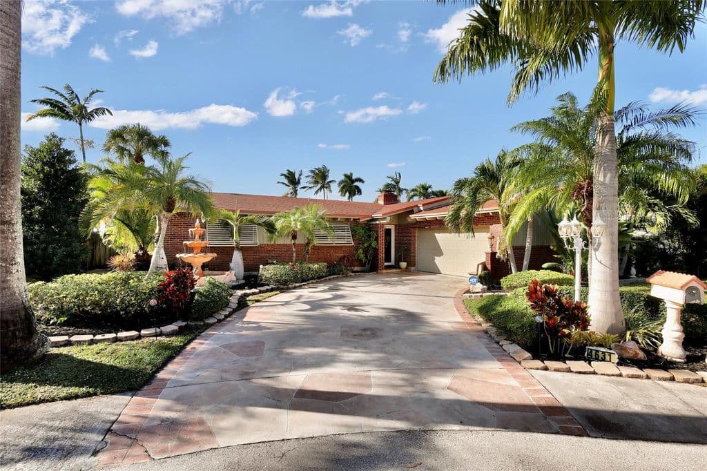 3-bedroom Single-Family Home — 4631 SW 30th Way