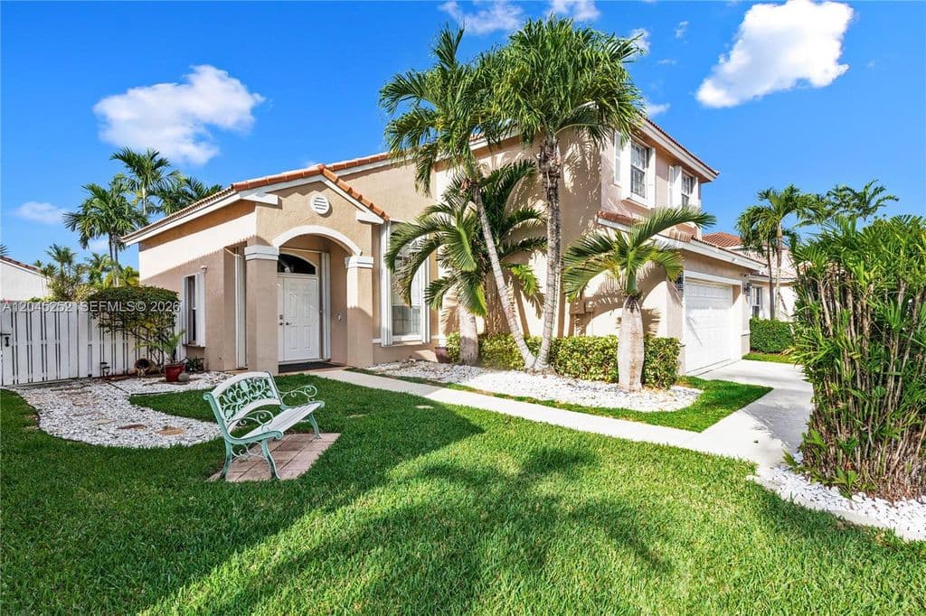 4-bedroom Single-Family Home — 18910 NW 10th Ter