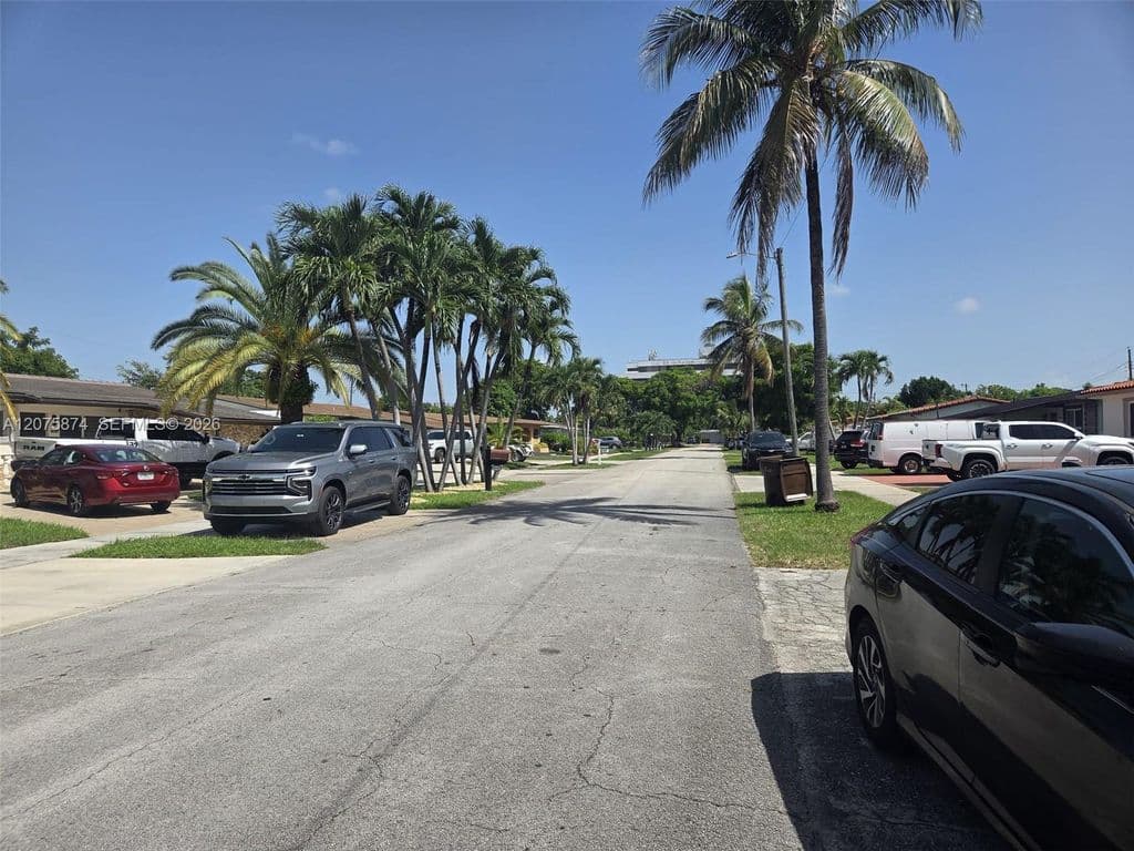 3-bedroom Single-Family Home — 4601 W 9th Ave