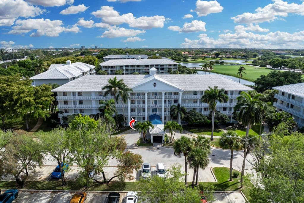 2-bedroom Condo — 2561 Village Boulevard #103