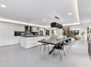 5-bedroom Single-Family Home — 500 NE 14th Avenue, Fort Lauderdale, 33301