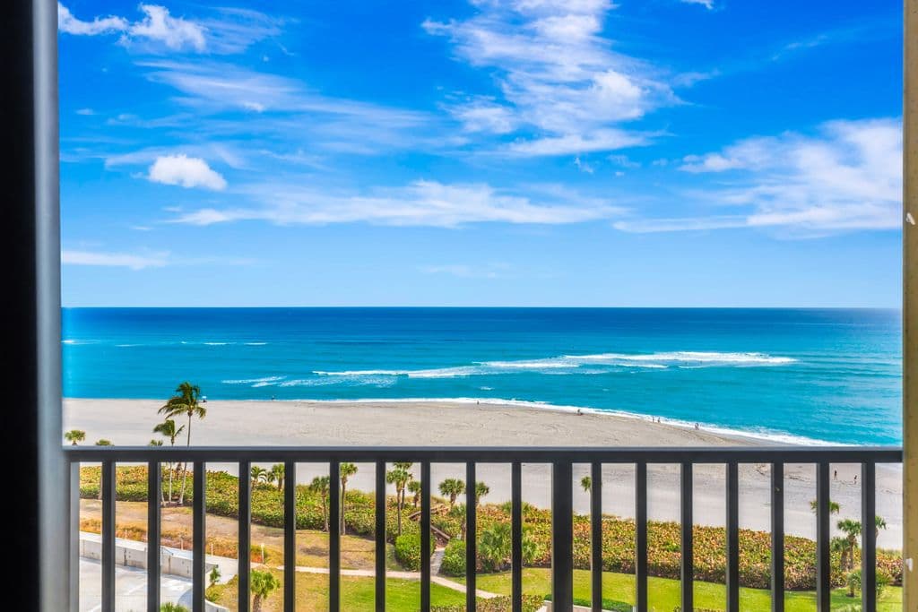 2+1 Condo — 300 Ocean Trail Way #1008