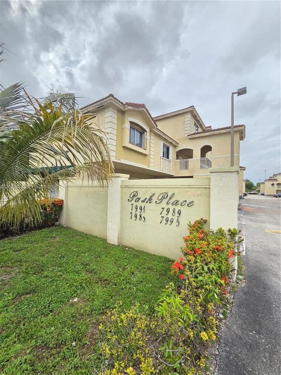 2-bedroom Condo — 7989 NW 8th St APT 108D