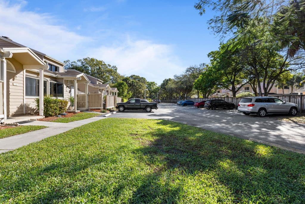 2+1 Mülk — 7176 Sportsmans Drive